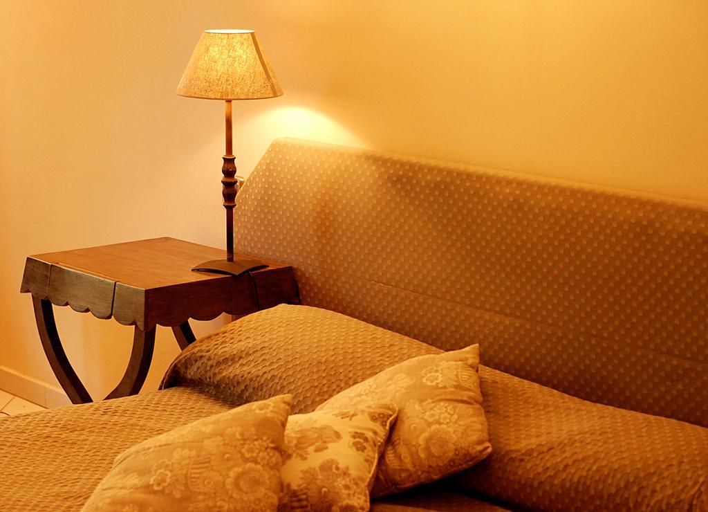 Hotel Les Mazets Des Roches Tarascon Værelse billede