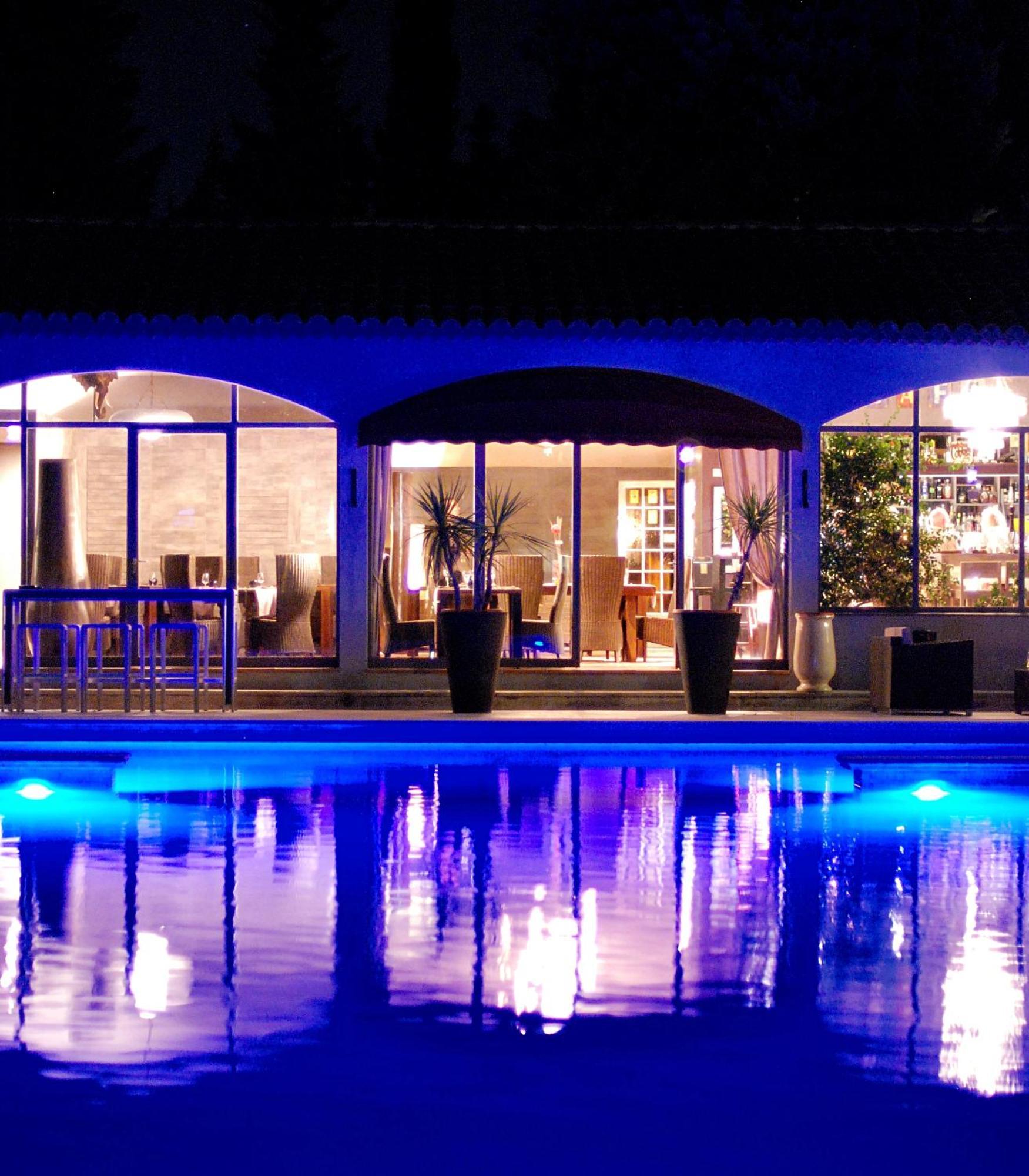 Hotel Les Mazets Des Roches Tarascon Eksteriør billede