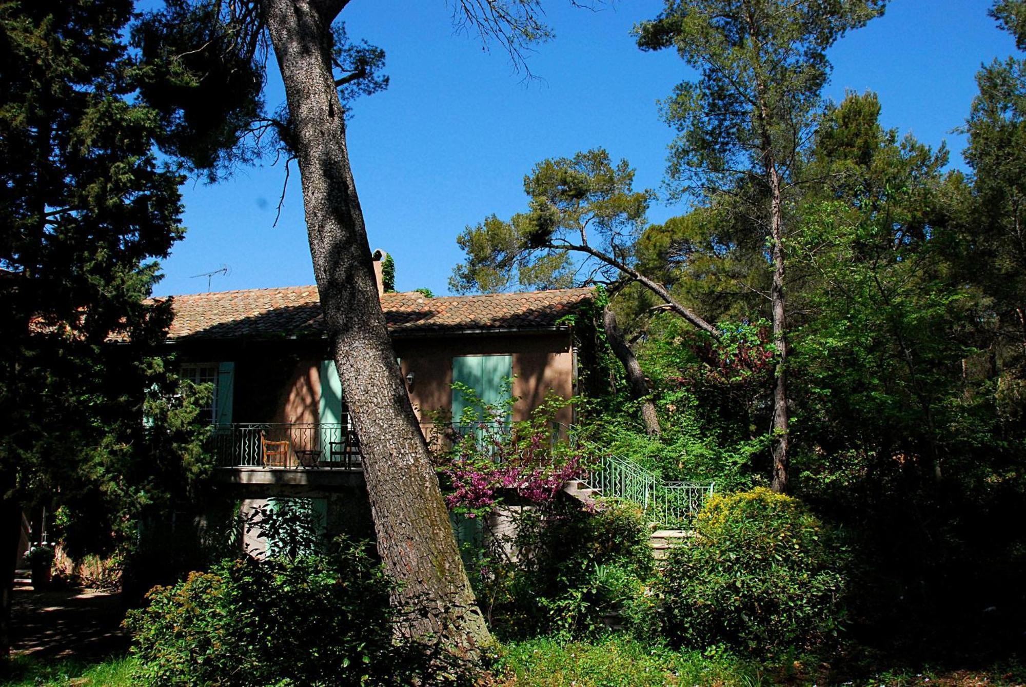 Hotel Les Mazets Des Roches Tarascon Eksteriør billede