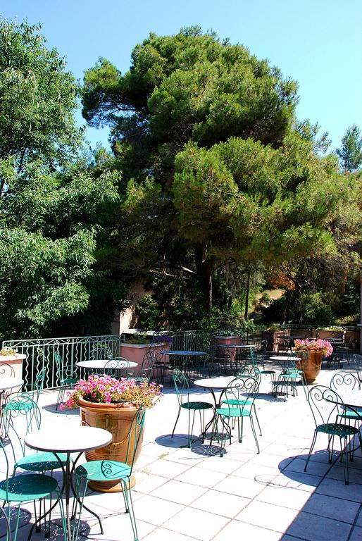 Hotel Les Mazets Des Roches Tarascon Eksteriør billede