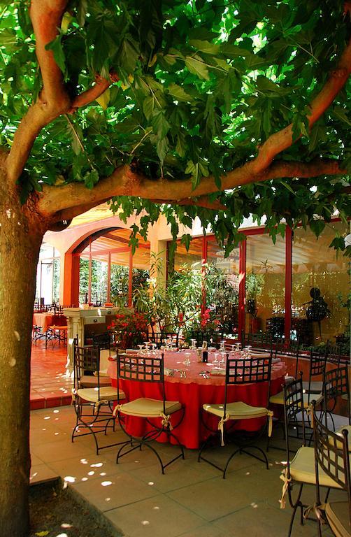 Hotel Les Mazets Des Roches Tarascon Eksteriør billede