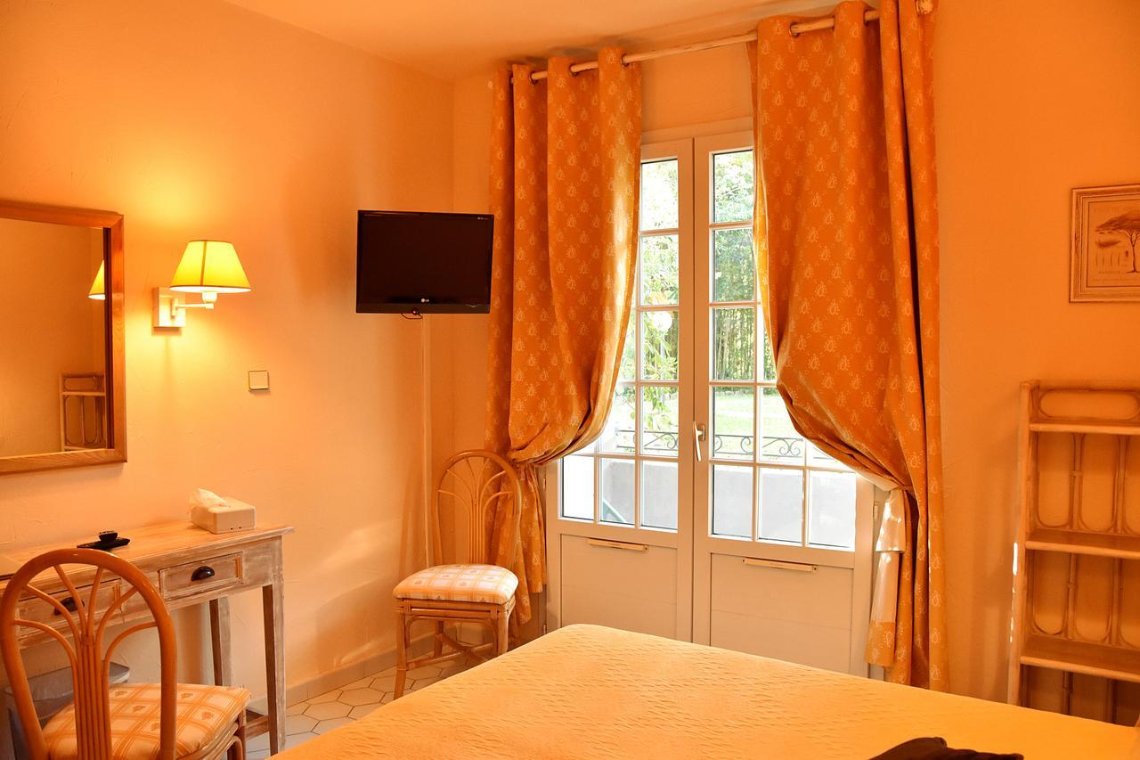 Hotel Les Mazets Des Roches Tarascon Eksteriør billede