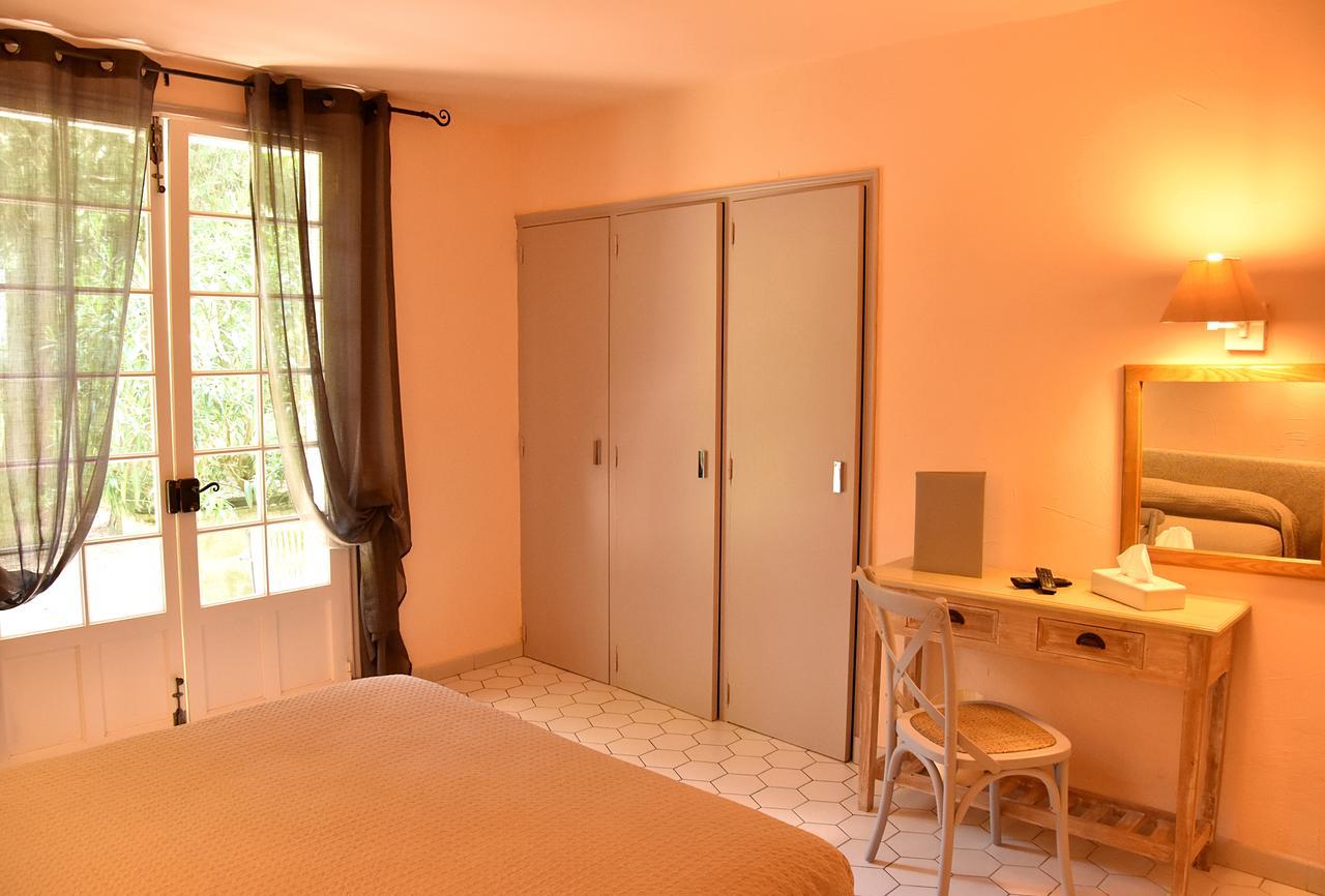 Hotel Les Mazets Des Roches Tarascon Eksteriør billede