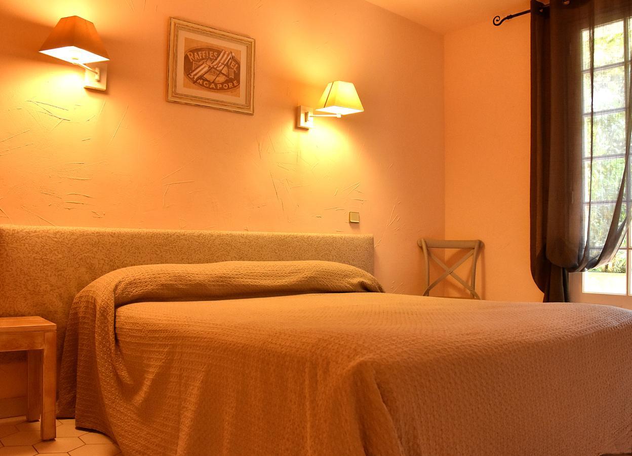Hotel Les Mazets Des Roches Tarascon Eksteriør billede