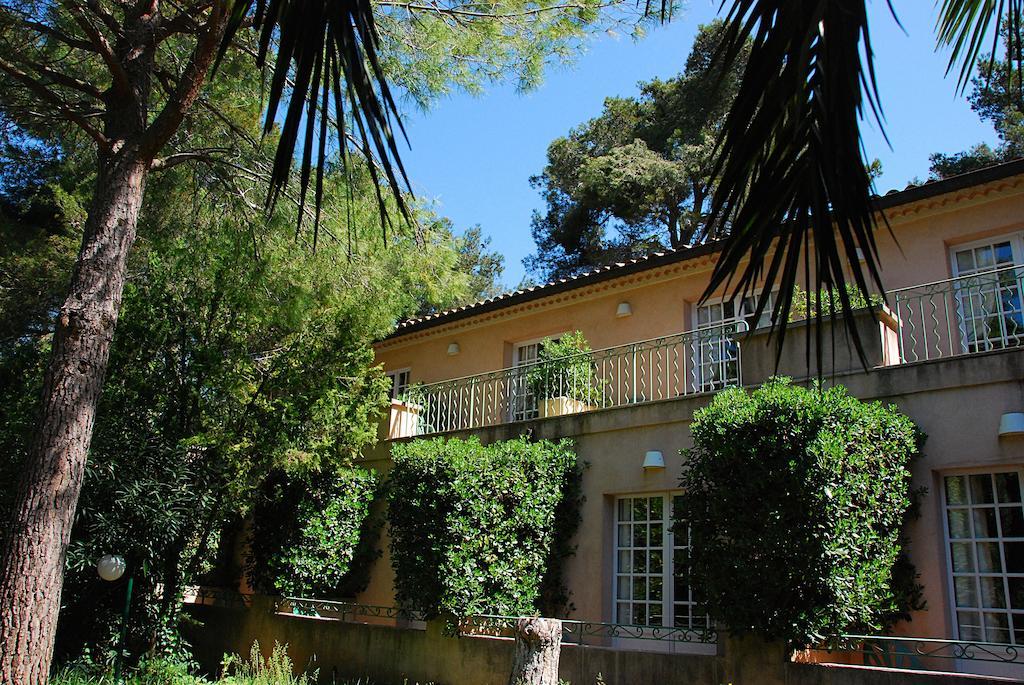 Hotel Les Mazets Des Roches Tarascon Eksteriør billede
